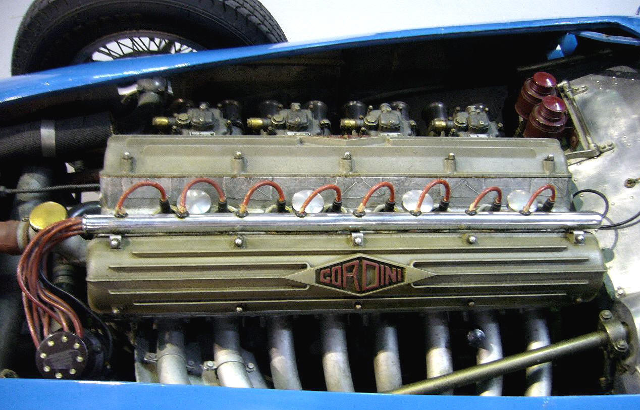 http://www.autodrome.fr/gordini_1956_type_32-8-cylindres_engine.JPG